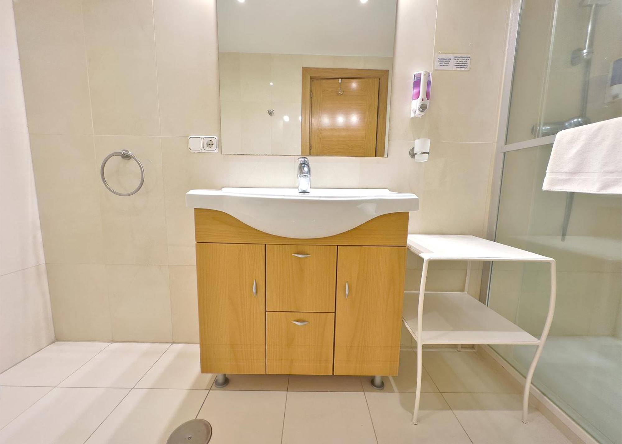Skol 2a Amazing 2 Bedroom Skol Apartment *