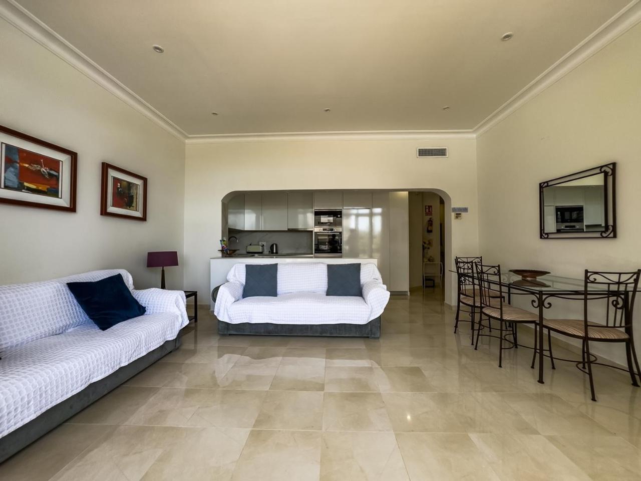 Skol 2a Amazing 2 Bedroom Skol Apartemen
